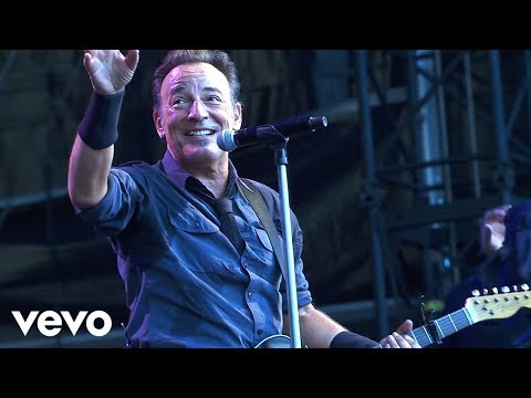 Youtube: Bruce Springsteen - You Never Can Tell (Leipzig 7/7/13)