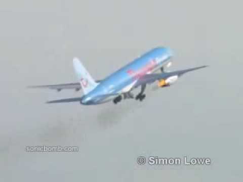 Youtube: 757 airplane bird strike (engine failure)