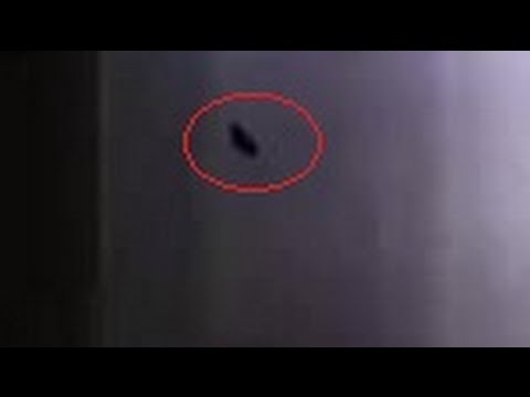Youtube: [ORIGINAL] Flying Horse over Mecca 23 11 2014