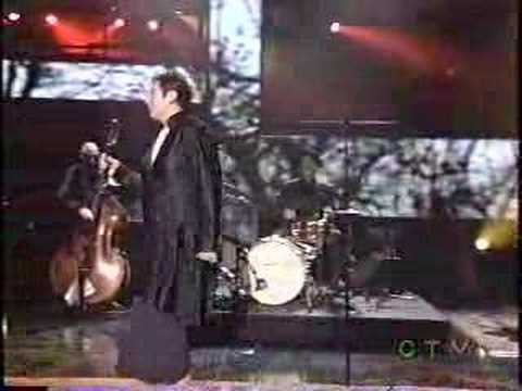 Youtube: K.D. Lang sings Neil Young's Helpless