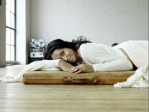 Youtube: Cassandra Steen Tanz (Acoustic)