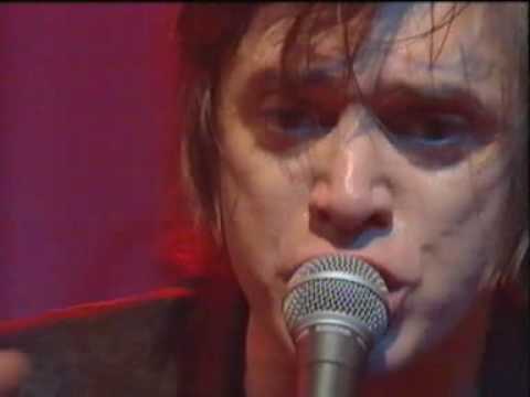 Youtube: Einsturzende Neubauten - Die Interimsliebenden (Live 2000)