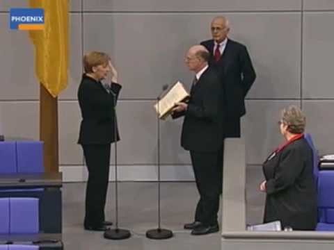 Youtube: Vereidigung der Bundeskanzlerin Angela Merkel im Bundestag am 22.11.2005