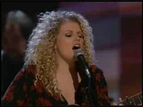 Youtube: An evening with The Dixie Chicks - Goodbye Earl