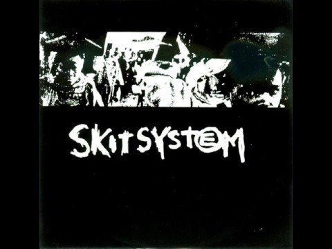 Youtube: SkitSystem - Maktens murar Rasar