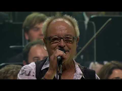 Youtube: Urgent - Foreigner with the 21st Century Symphony Orchestra & Chorus - 15of17