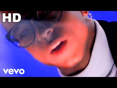 Youtube: Gonna Make You Sweat (Everybody Dance Now) (Official HD Video)