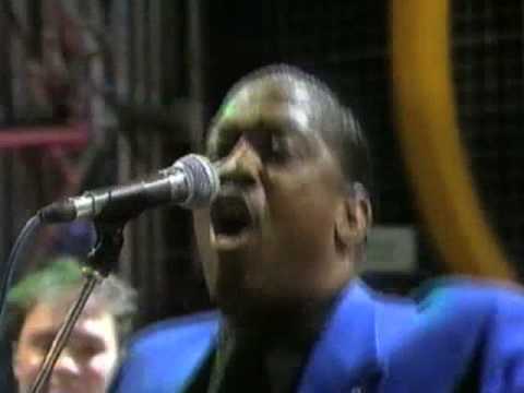 Youtube: Edwin Starr - War - Live TV Performance