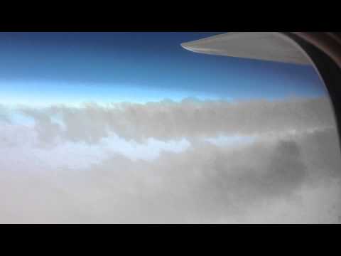 Youtube: Contrails Behind Jumbo Jet Close Watch [HD]