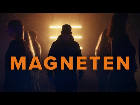 Youtube: Cr7z - Magneten (Official Video)