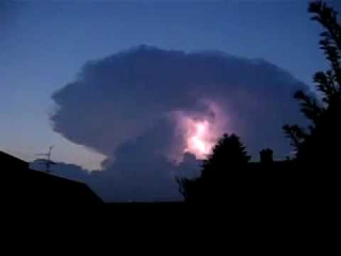 Youtube: Anvil Shaped Clouds With EXTREME Lightning!! UFO?