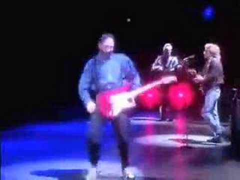 Youtube: Pete Townshend - Face the Face