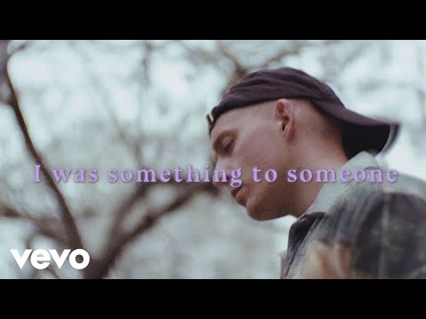 Youtube: Dermot Kennedy - Something to Someone (Official Lyric Video)