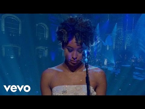 Youtube: Corinne Bailey Rae - Call Me When You Get This