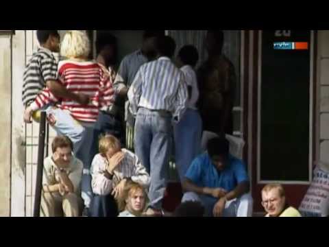 Youtube: "Vor 20 Jahren: Ausländerfeindliche Übergriffe in Hoyerswerda" (MDR Barbarossa, 13.09.11)