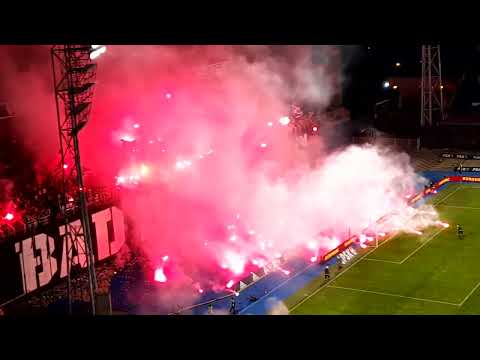 Youtube: DINAMO ZAGREB - HAJDUK: BAD BLUE BOYS - THE BEST PYRO SHOW EVER!