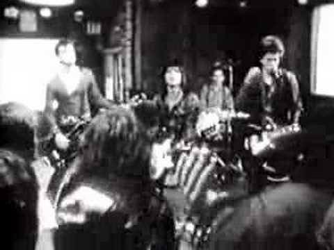 Youtube: Joan Jett & the Blackhearts - I Love Rock N Roll