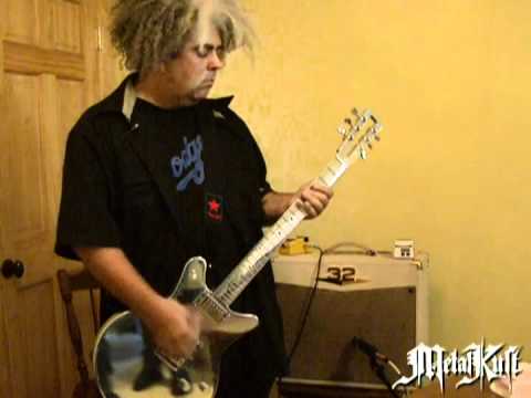 Youtube: Melvins Lesson: King Buzzo Shows How to Play "Honey Bucket"