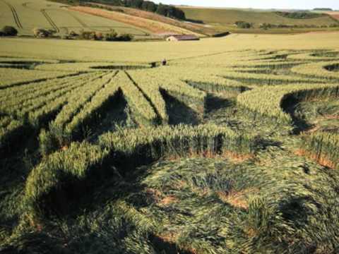 Youtube: 2009 Crop Circles Collage CCC's