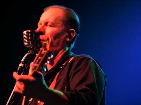 Youtube: The Reverend Horton Heat-The Tiny Voice Of Reason.wmv