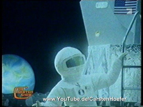 Youtube: Carsten Höfer - Die Sketch Show - Heul doch3 Astronaut