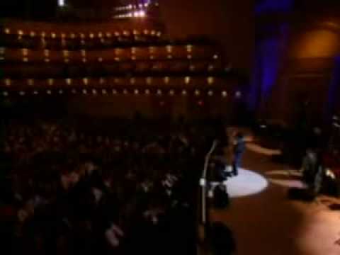 Youtube: Mary J Blige feat Wyclef Jean 911 LIVE