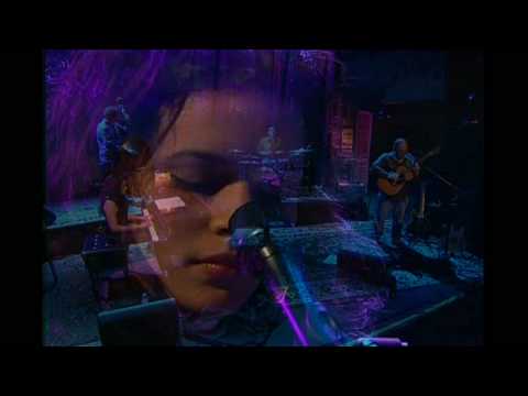 Youtube: Norah Jones  Don't Know Why  Live in New Orleans  House of Blues