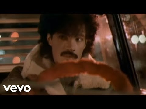 Youtube: Daryl Hall & John Oates - Possession Obsession (Official Video)