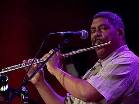 Youtube: James Newton Quartet - Chivas Jazz Festival 2003