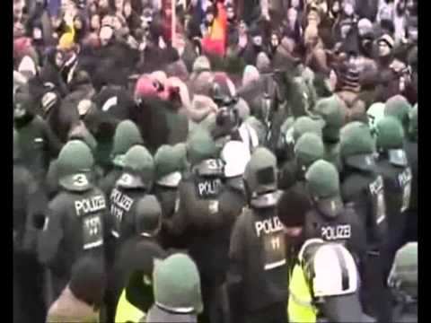 Youtube: Antifa Mobi-Clip Dresden 13.02.2012 ODER 18.02.2012