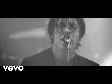 Youtube: Catfish and the Bottlemen - 7 (Live)