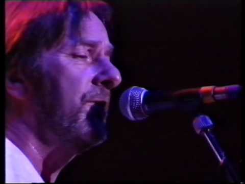 Youtube: Lindisfarne Winter Song 1995-07-02 Newcastle City Hall.