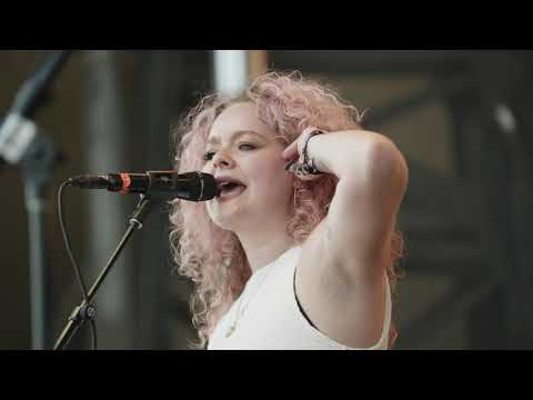 Youtube: The Heavy Heavy - One of a Kind (Live at ACL)