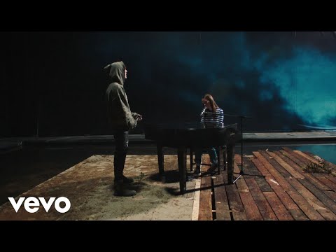 Youtube: Sigrid, Bring Me The Horizon - Bad Life (acoustic)