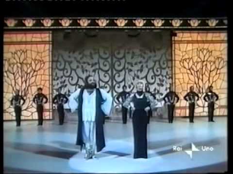 Youtube: 1978 - RAFFAELLA CARRA' & DEMIS ROUSSOS - BALLO SIRTAKI (LA DANZA DI ZORBA)