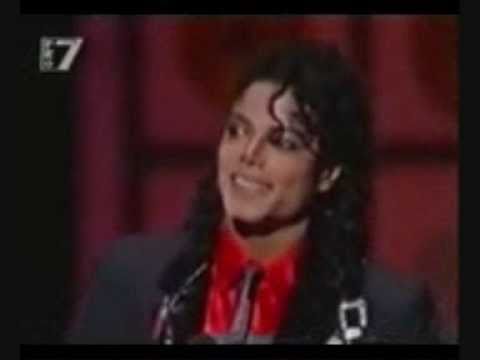 Youtube: Michael Jackson funny moments ♥