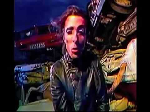 Youtube: Alice Cooper - Pain (Rare Video)