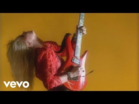 Youtube: Lita Ford - Hungry (Official Video)