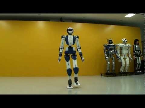 Youtube: World's Top3 Humanoid Robots - Asimo vs HPR-4 vs NAO!