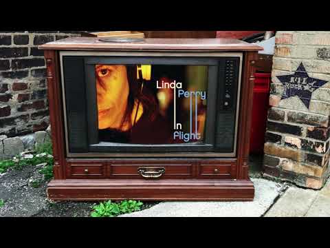 Youtube: Linda Perry - Knock Me Out (from In Flight)