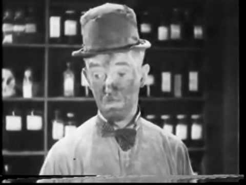 Youtube: Stan Laurel: Boo-Hoo