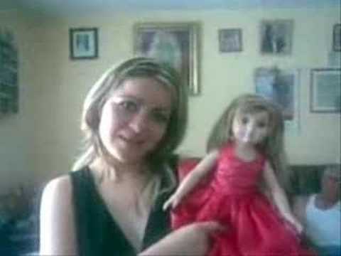 Youtube: La muñeca que se mueve (P-A-R-O-D-I-A)
