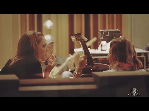 Youtube: Beth Hart & Joe Bonamassa - Black Coffee (Official Music Video)