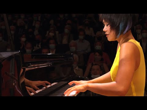 Youtube: Yuja Wang: Rachmaninov Piano Concerto No. 2 in C minor Op. 18 [HD]