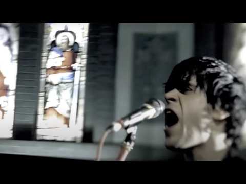 Youtube: Billy Talent - Devil In A Midnight Mass - Official Video