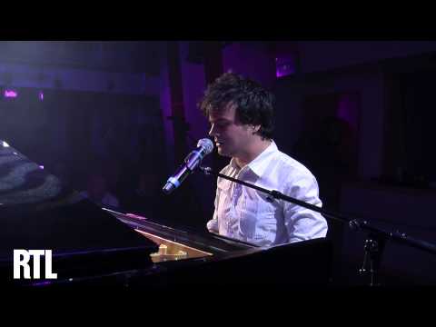 Youtube: Jamie Cullum - What a difference a day makes en live dans RTL JAZZ FESTIVAL - RTL - RTL