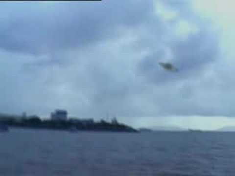 Youtube: Shocking UFO sighting near Gateway, Mumbai