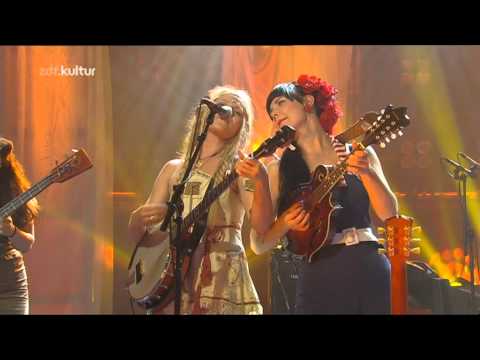 Youtube: Katzenjammer - Rock Paper Scissors (live).mpg