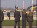Youtube: Berlusconi keeps Merkel waiting by taking phone call at NATO summit