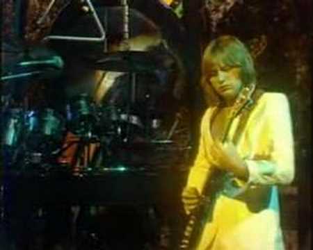 Youtube: Emerson, Lake & Palmer - Toccata